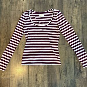 Mauve by Anthropologie  Fitted Long Sleeve Tee size Medium